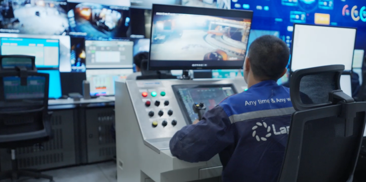Official Industrial Application of Lapsen Technology’s Fully Automatic Tapping Robot for Industrial Silicon