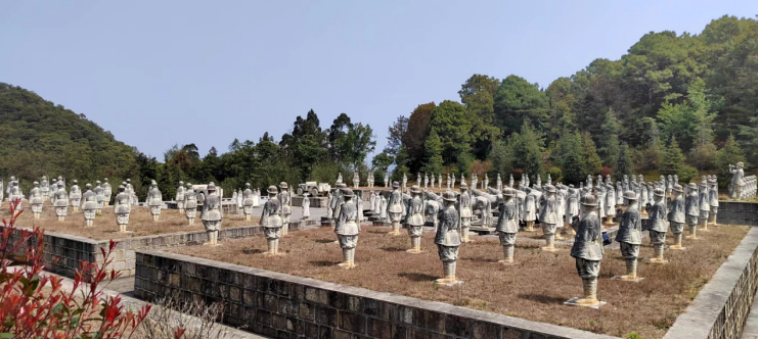 Mourn Martyrs, Remember History – Lapsen Launches Patriotic Education Activity