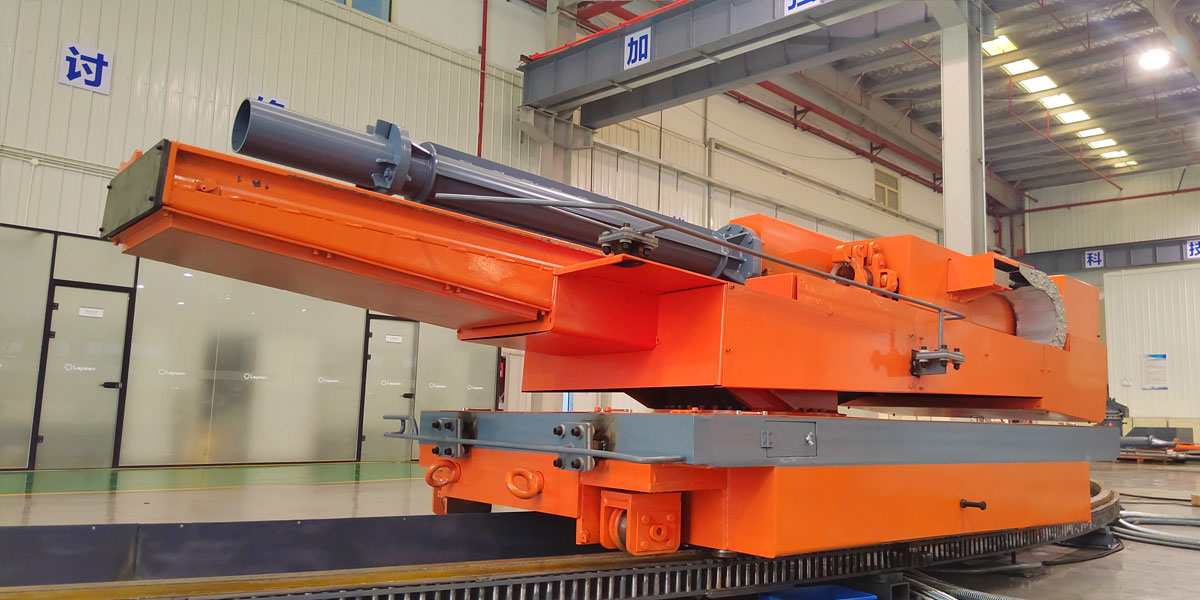 Industrial silicon tapping robot